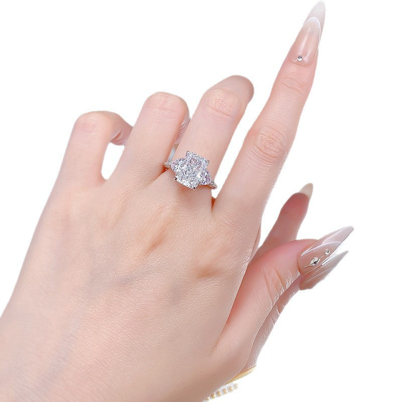 Carbon Diamond Ice Flower Cut Full-Crystal Ring