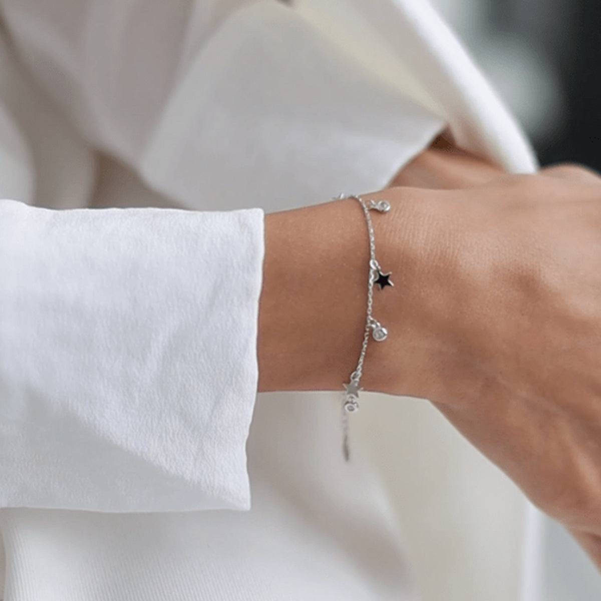 New 925 Sterling Silver Bracelet With A Star Pendant For  Premium High-end Look