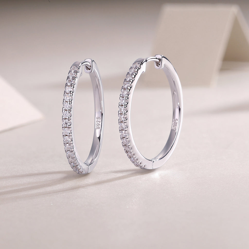 Yuedong Light - Premium Moissanite Luxury Fashion Light Luxury Jewelry Silver Stud Earrings S925 Silver Plated Platinum