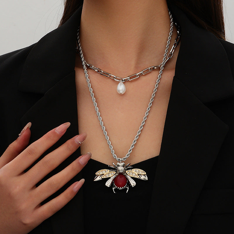 Retro Insect Water Drop And Animal Necklace With A Niche High-End Vibe