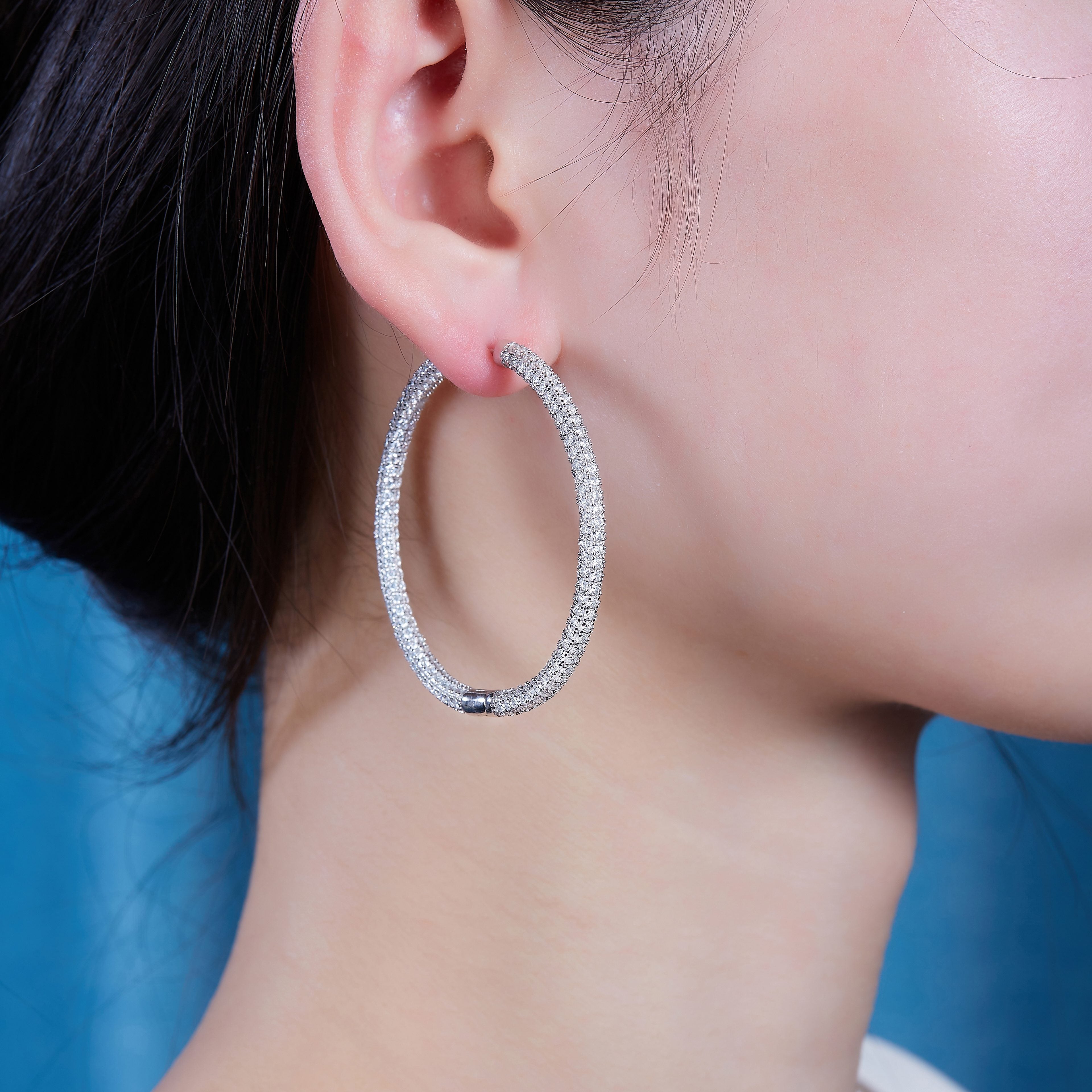 Lustrous - A Fashionable And Trendy Accessory Set With Top-quality Moissanite S925 Silver And Platinum-plated Stud Earrings. It Can Be Detected In Gold Rose Gold With A Diamond Pen