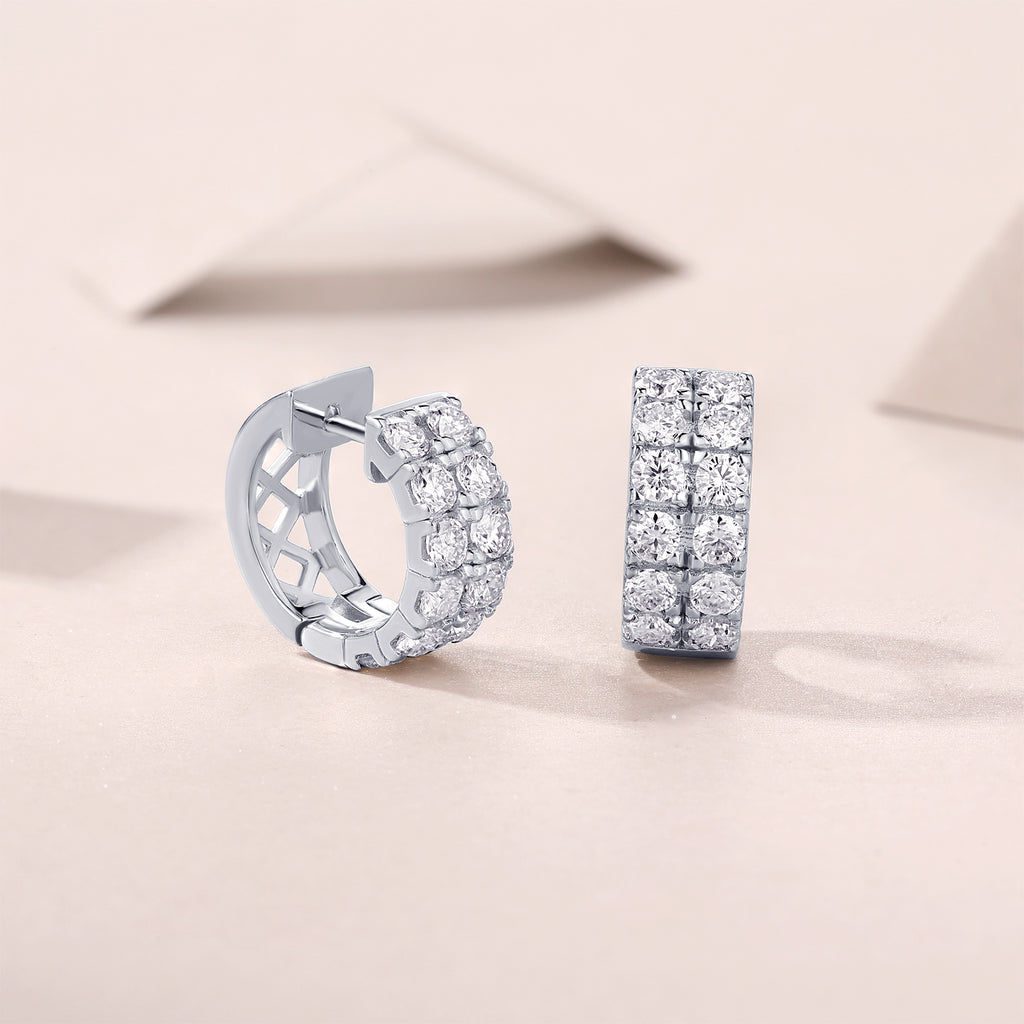 Dynamic - Top-quality Moissanite Luxury And Fashionable Light Luxury Jewelry, Silver Stud Earrings S925, Silver-plated Platinum