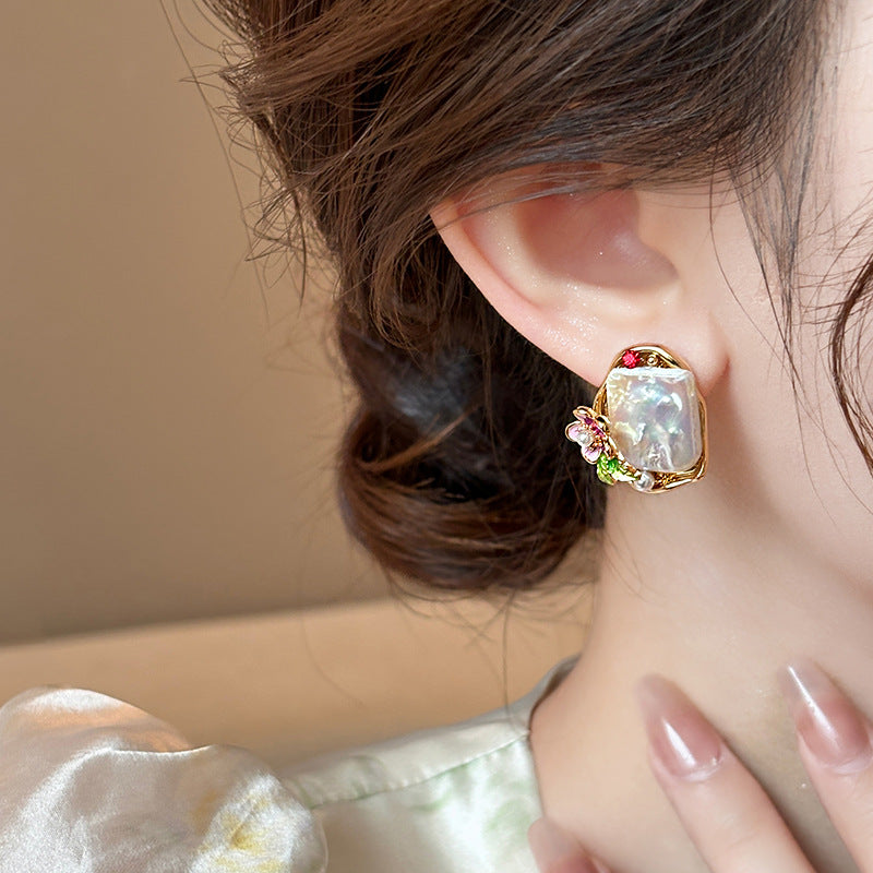 Oil-Painted Style Irregular Pearl Earrings