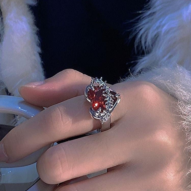 Dangerous Heart-Throbbing Loving Zircon Thorn Ring For Women
