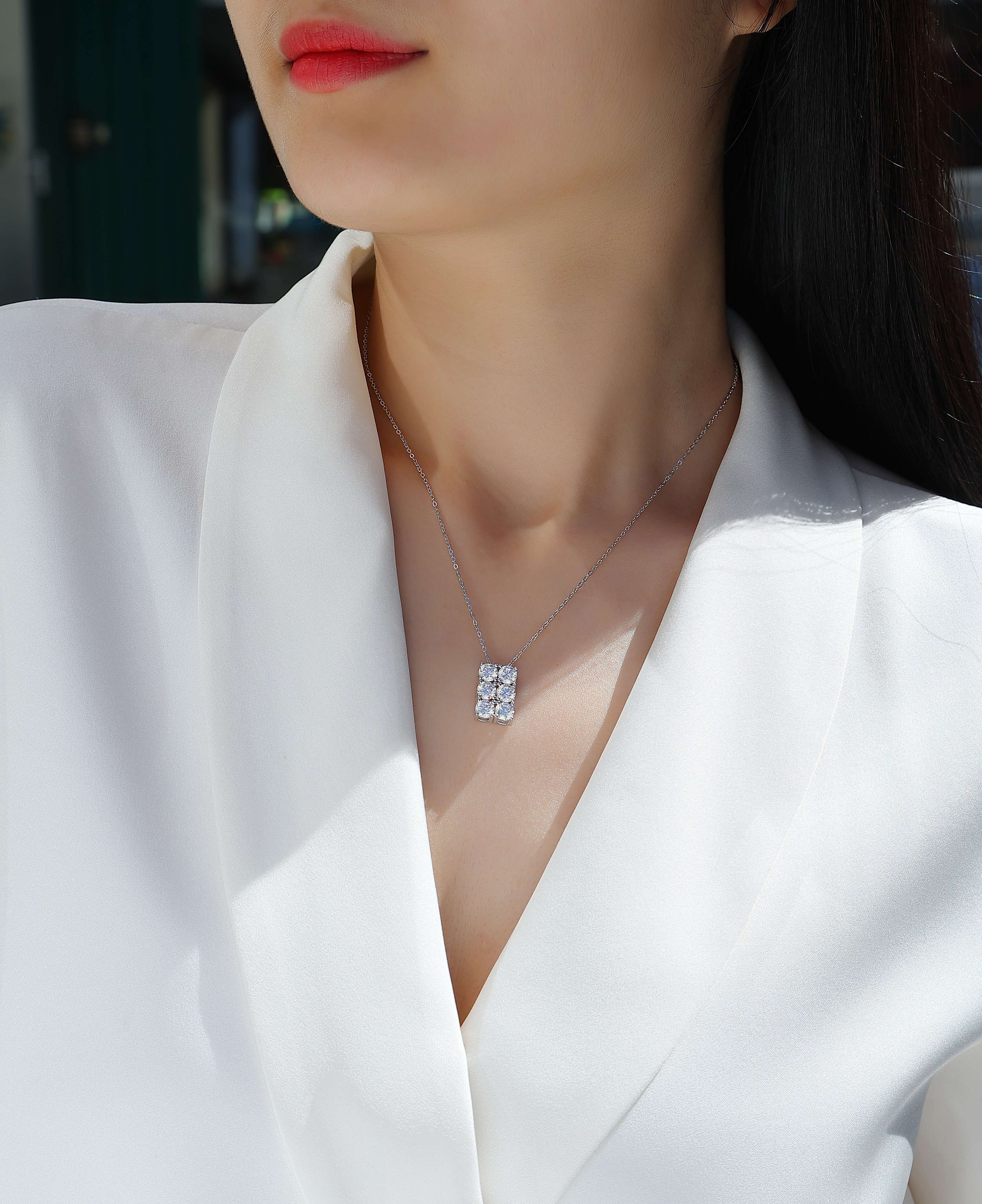 Six-round Chain - Set With Top-quality Moissanite, Fashionable And Light Luxury Jewelry, Silver Pendant Necklace S925, Silver-plated Platinum