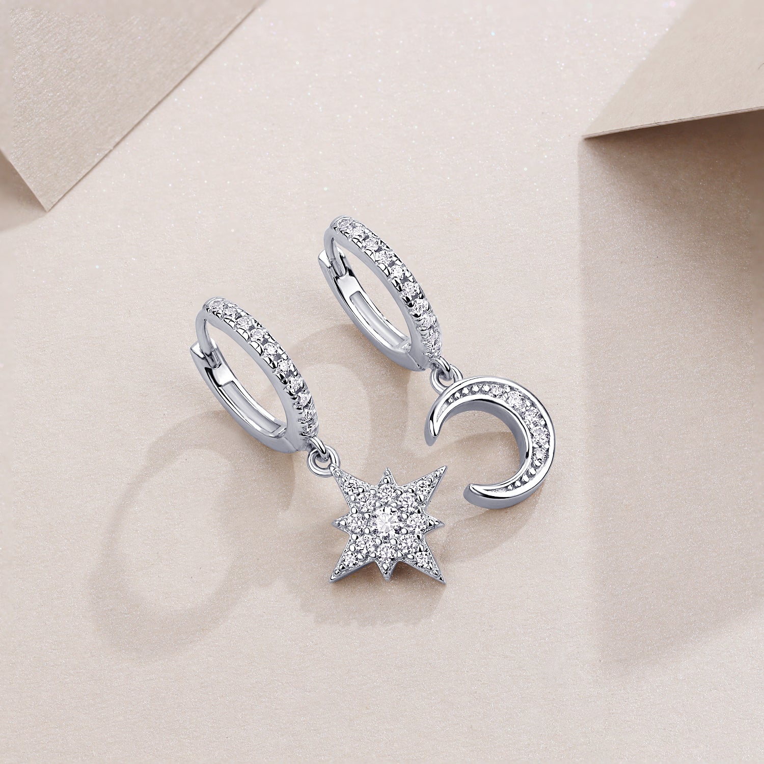 Star And Moon In Harmony - Earrings Set With Top-quality Moissanite S925, Silver And Platinum-plated Stud Earrings, A Fashionable And Trendy Accessory That Can Be Tested With A Diamond Pen.