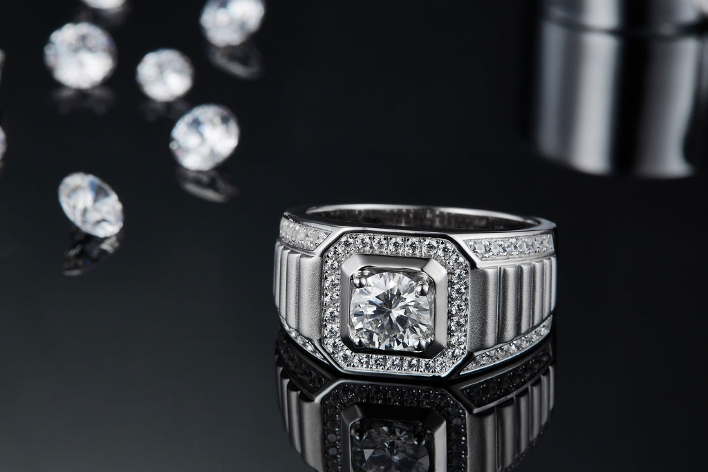 Men's 1-carat Luxury And Fashionable Light Luxury Jewelry Silver Ring Set With Top-quality Moissanite, S925 Silver-plated Platinum