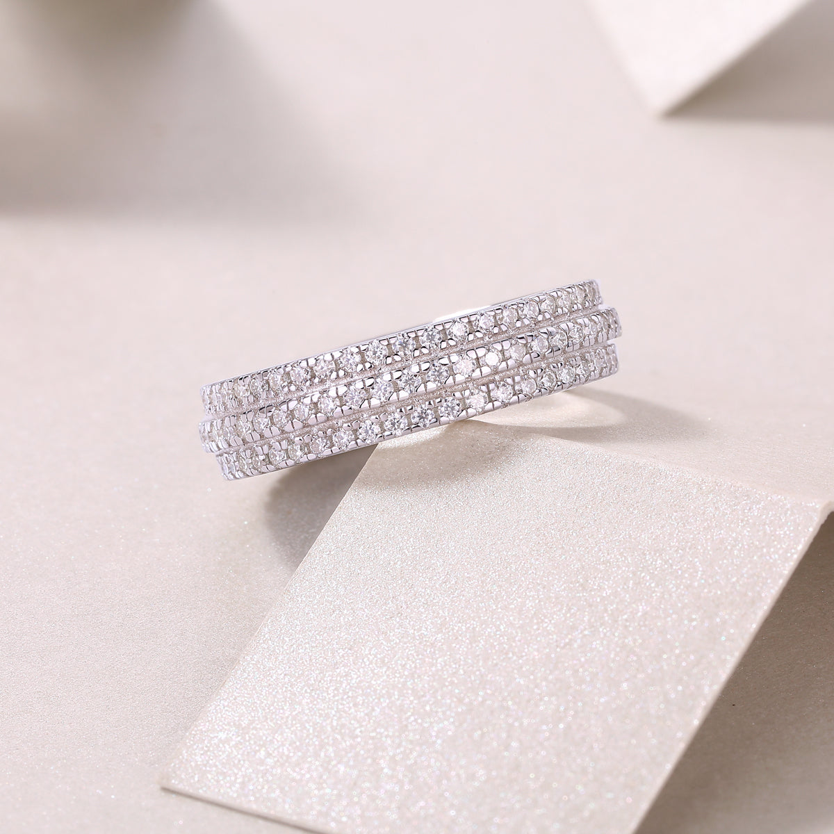 Gentle Melody - A Wedding Ring Set With Top-quality Moissanite S925 Silver And Platinum-plated Diamond Can Be Tested With A Diamond Pen. The Ring Is In Gold And Rose Gold