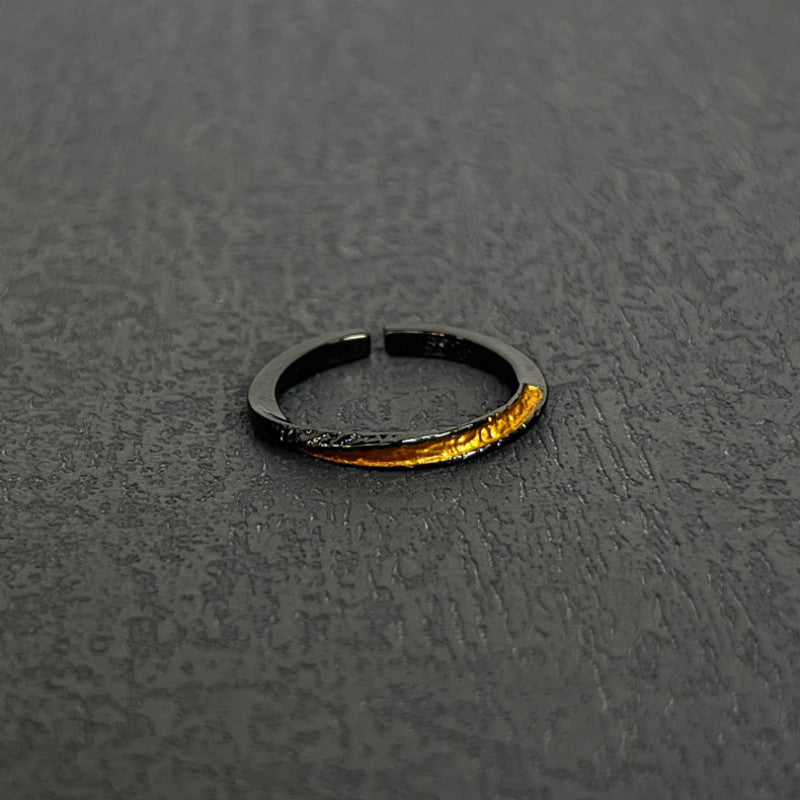 Trendy Niche-design Black And Gold Ring With A Vintage High-end Aesthetic