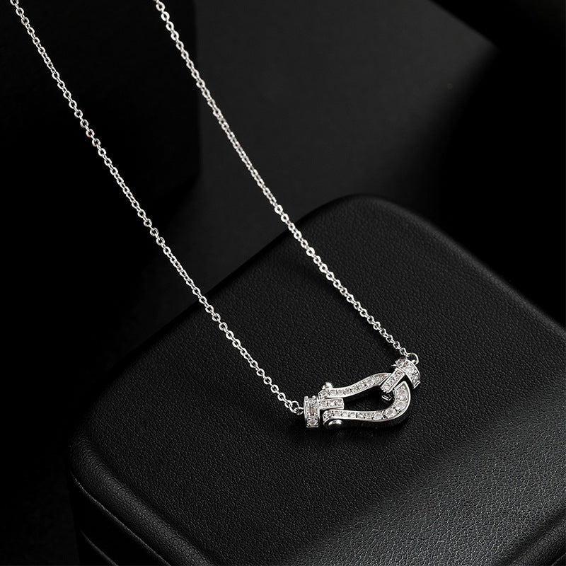 Light-luxury Fashion Full-diamond Horseshoe Buckle Titanium Steel Necklace