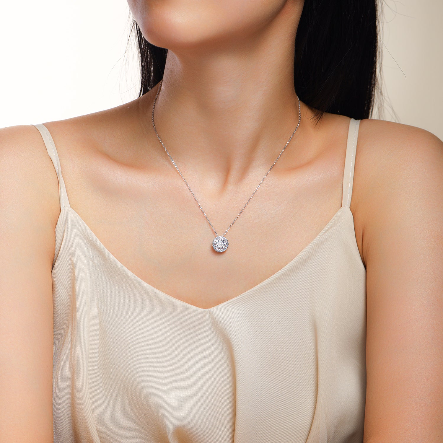 Legend Of The Starry Night - A Fashionable And Light Luxury Jewelry Pendant Necklace Set With Top-quality Moissanite, S925 Silver Plated Platinum