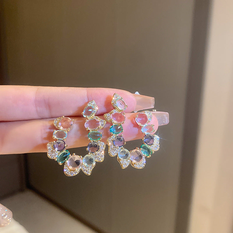 Vintage Fashion Niche Exaggerated High-end Earrings