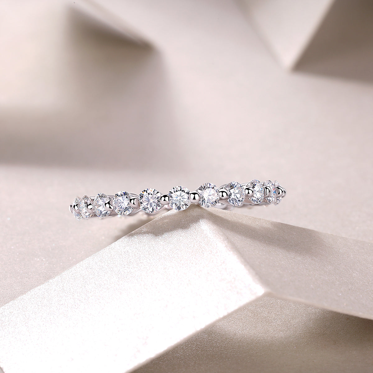 Capture This Moment - A Wedding Ring Set With Top-quality Moissanite S925 Silver And Platinum-plated Diamond Can Be Inspected With A Diamond Pen