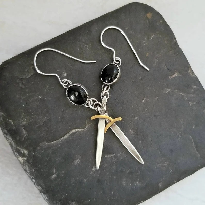 Womens Minimalist Chic Black Earrings