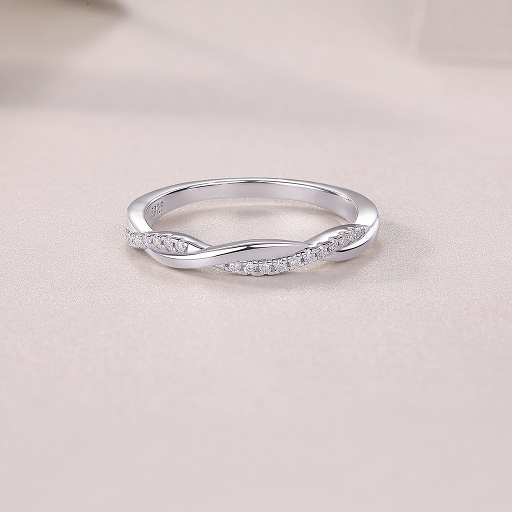 Twin - Set With Top-quality Moissanite S925, Silver And Platinum-plated Diamond Wedding Ring. The Ring Can Be Inspected With A Diamond Pen