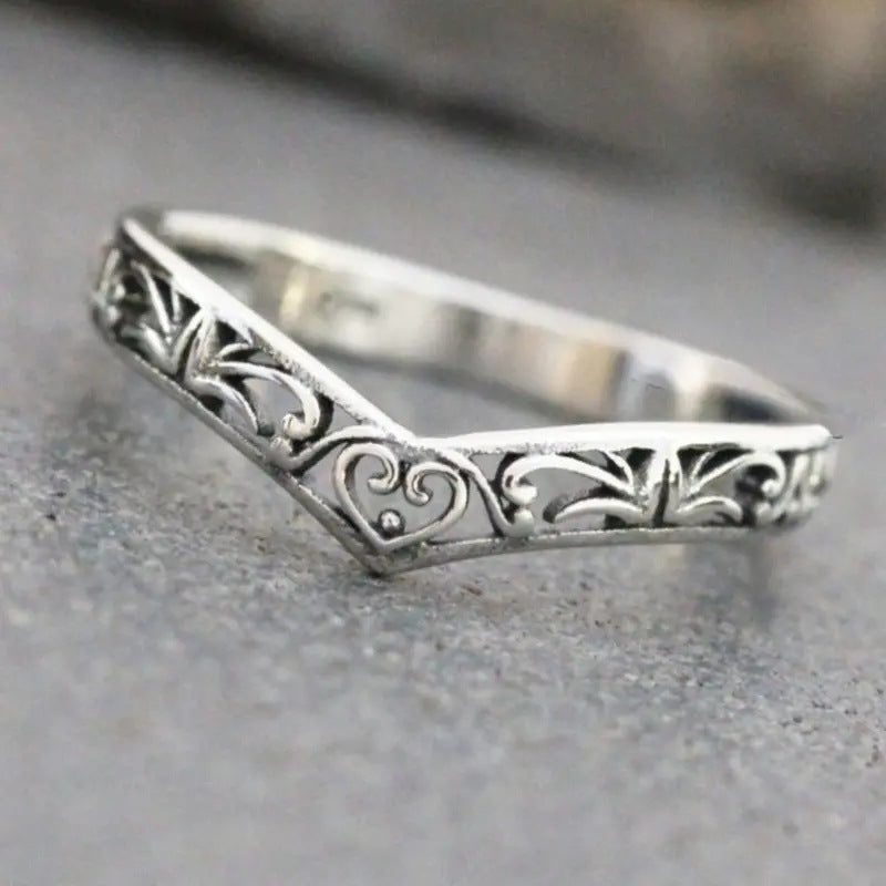 Womens Vintage Hollow Ring In Antique Silver With A Niche Heart Design And Aged Finish