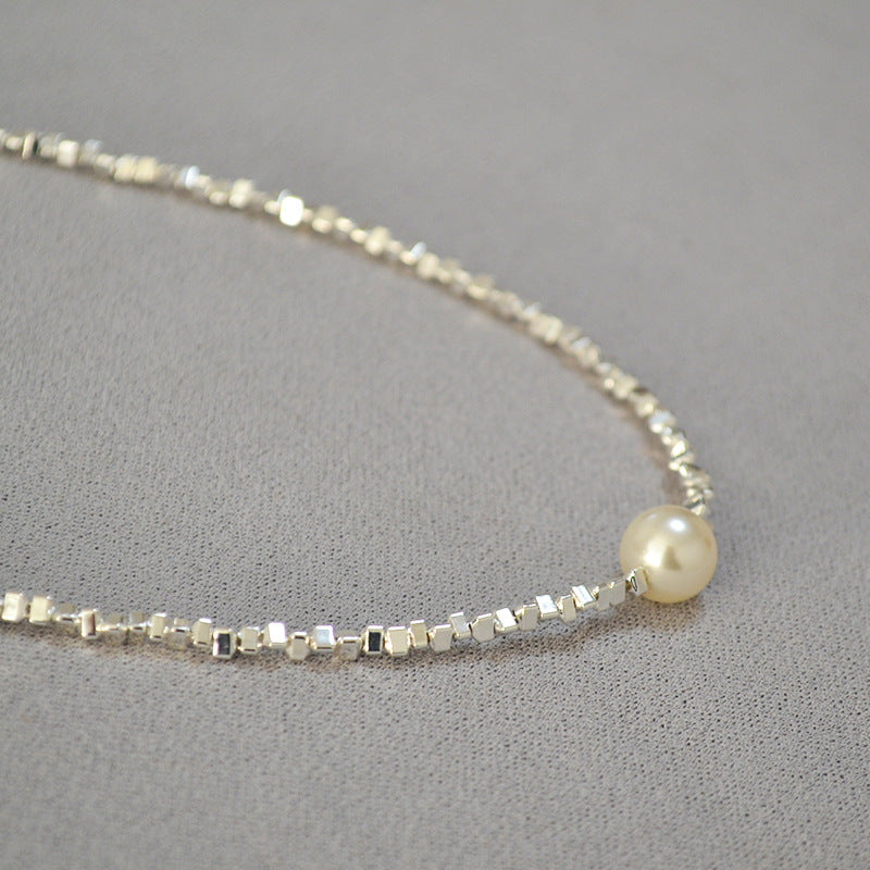 Womens Sparkling Minimalist Beaded Short Necklace