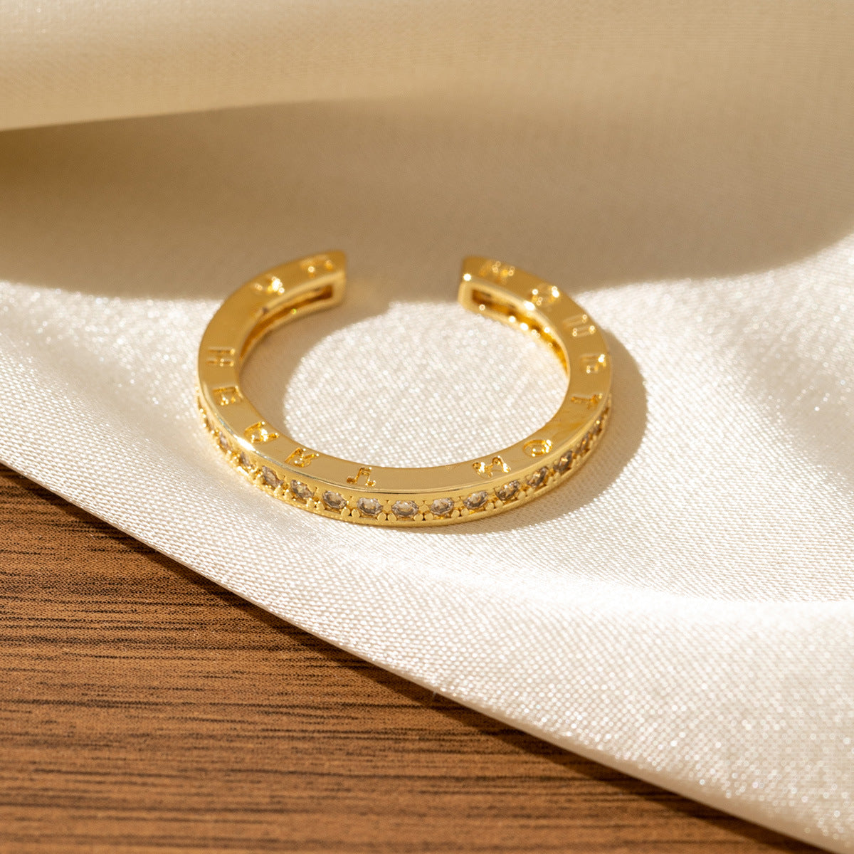 Light-luxury High-end Adjustable Open Ring For Women