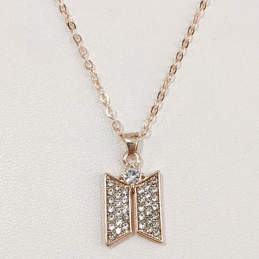 Butterfly-shaped Zircon-inlaid Trendy And Personalized Necklace Pendant Accessory