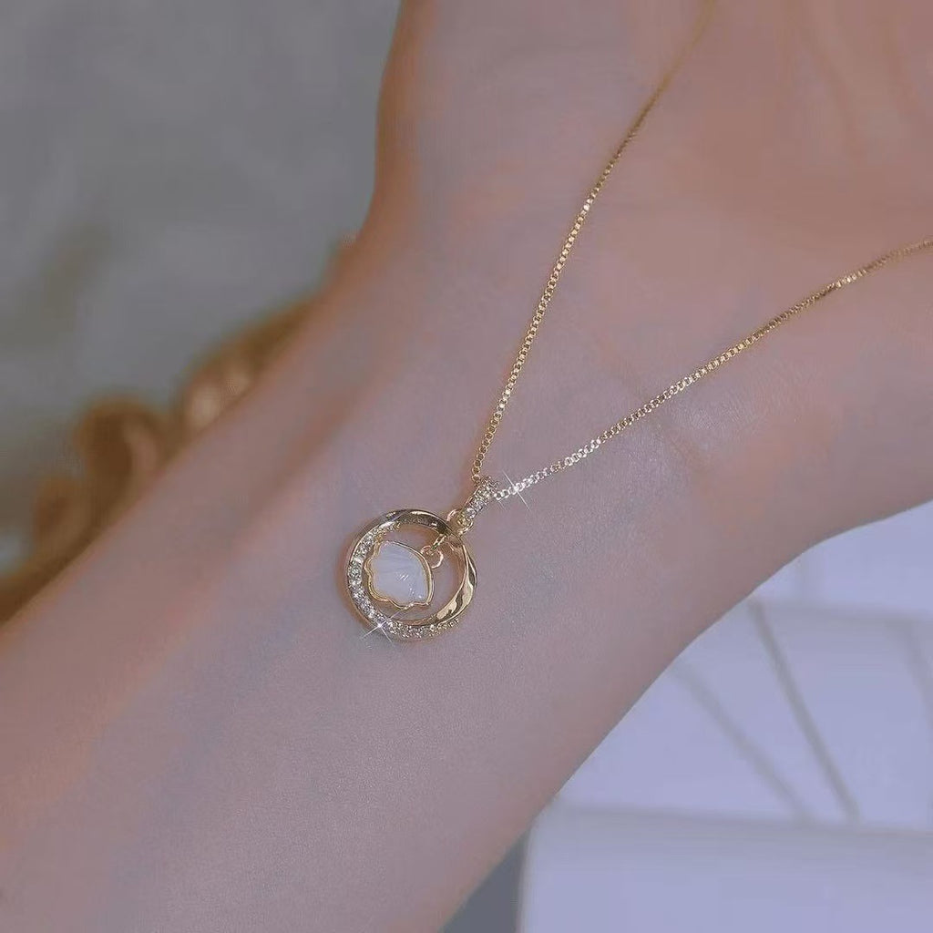 Affordable Luxury Versatile Shell Pendant Necklace