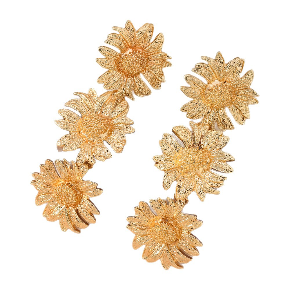 Trendy Irregular And Bold Flower Earrings From Europe And The US