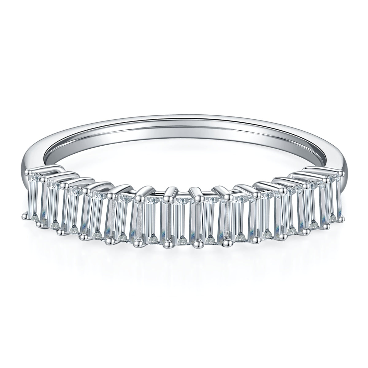 A Luxurious And Fashionable Light Luxury Jewelry Silver Ring Set With Top-quality Moissanite, S925 Silver Plated With Platinum