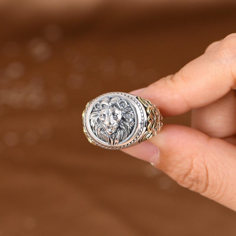 Men's Retro Gold Wisteria Lion Ring