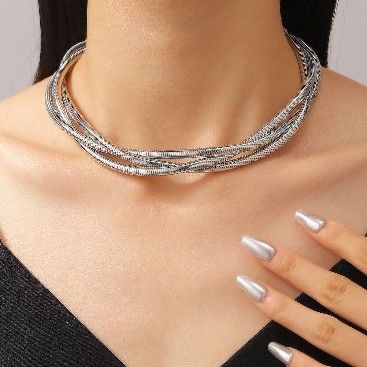 European And American-style Personalized Multi-layer Elastic Snake-chain Twist Necklace