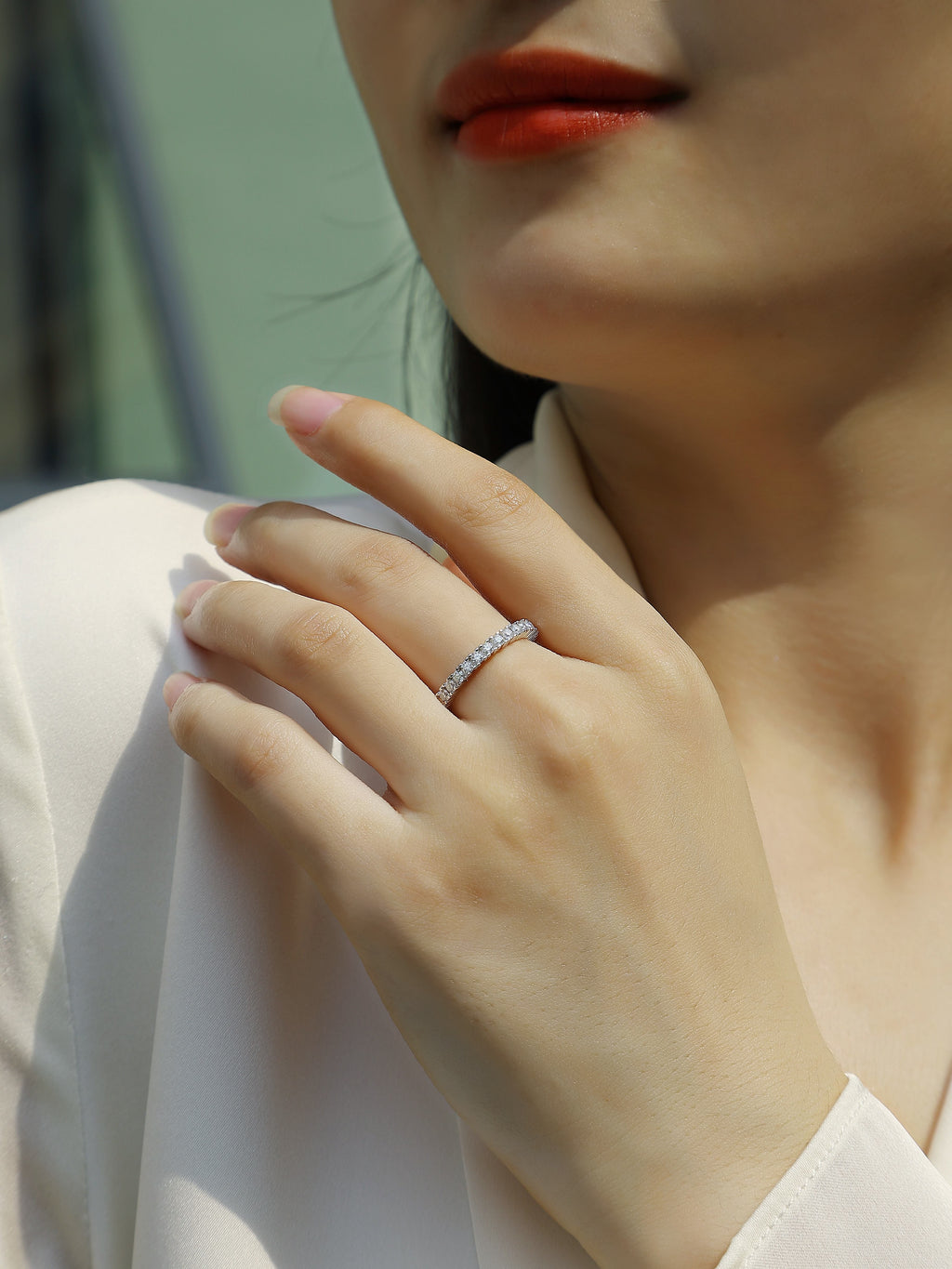 Ice Ballet - A Wedding Ring Set With Top-quality Moissanite S925 Silver And Platinum-plated Diamond. The Ring Can Be Inspected With A Diamond Pen
