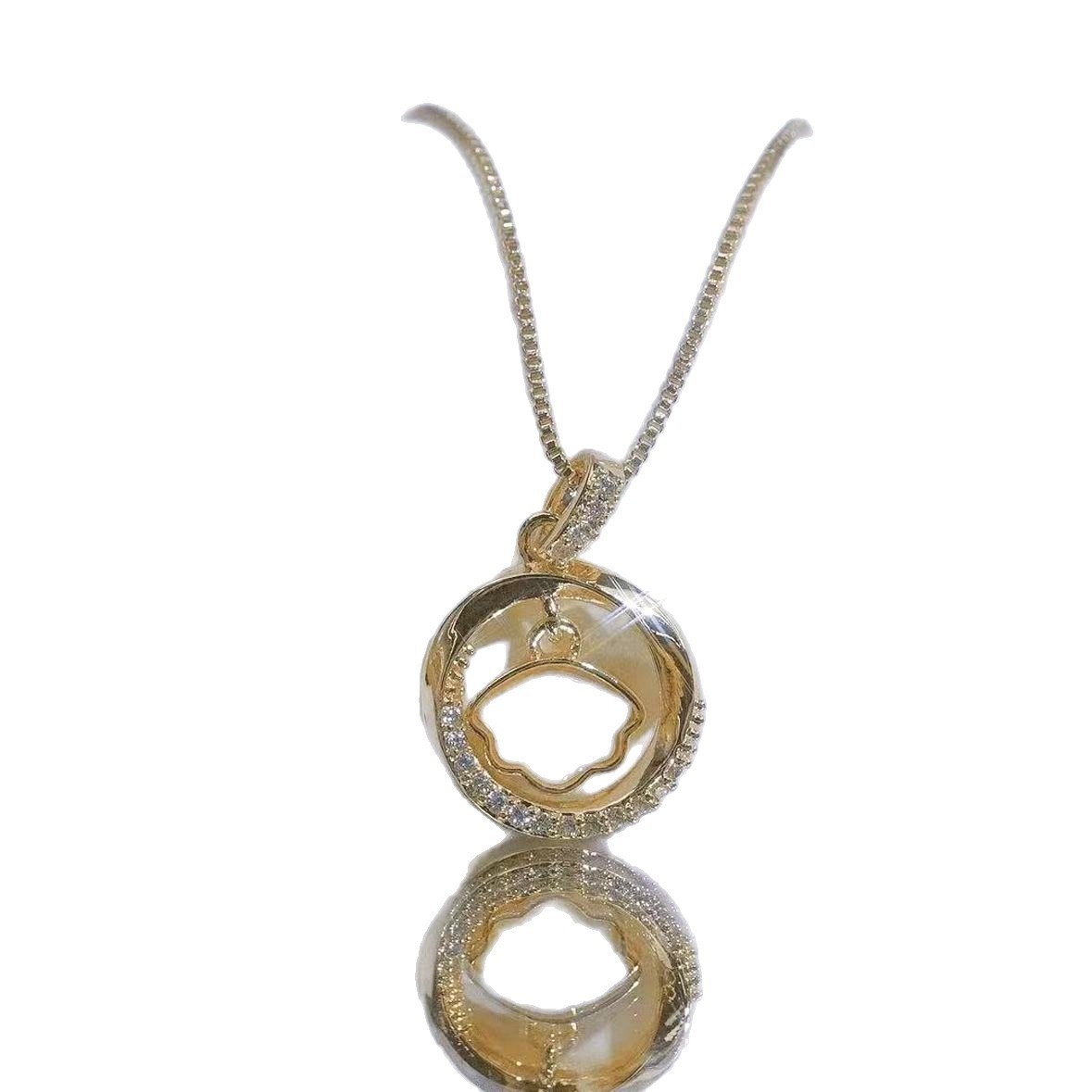 Affordable Luxury Versatile Shell Pendant Necklace
