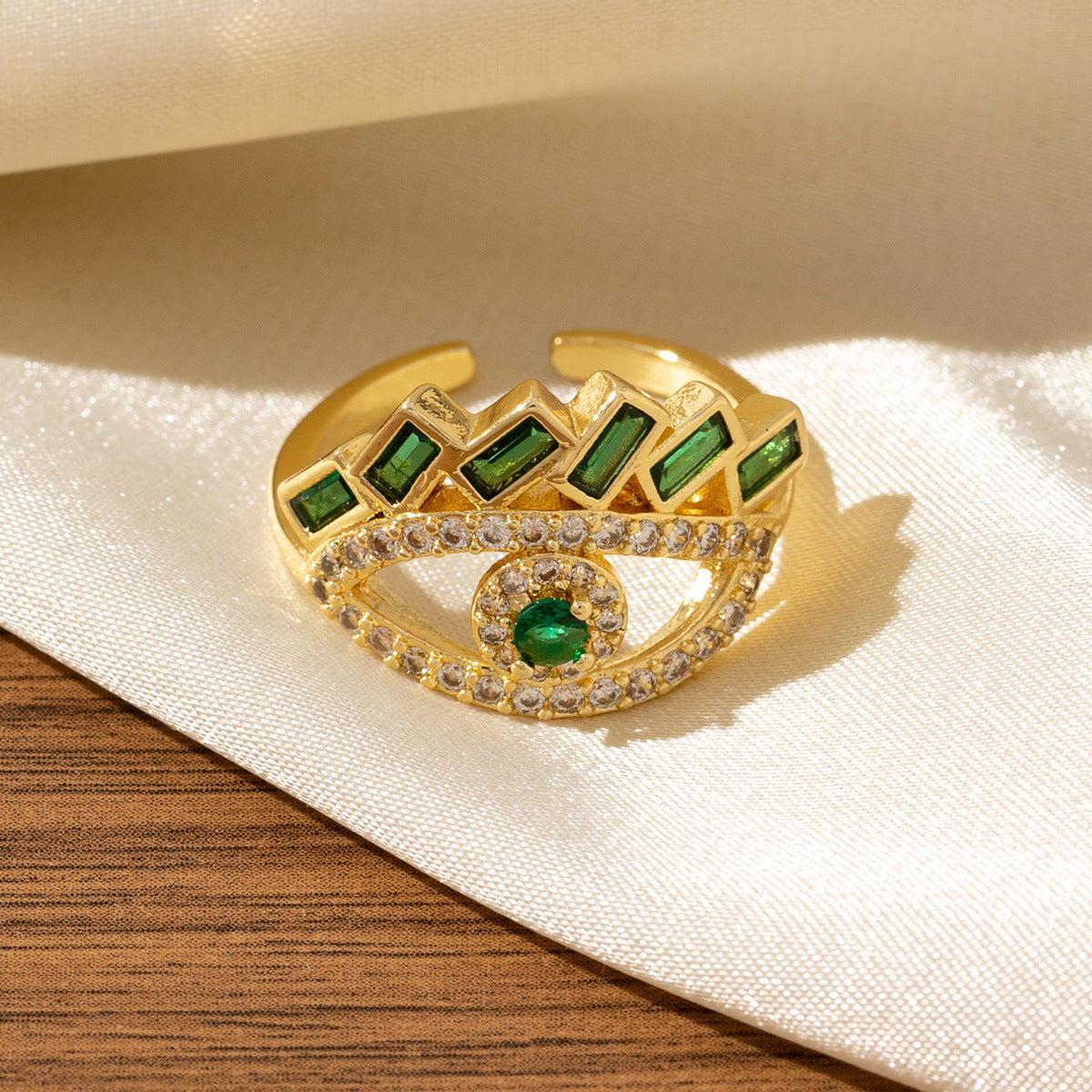 Vintage Emerald-look Diamond Ring