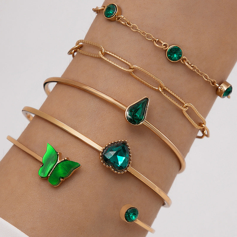 Fashionable Square-Brilliant Heart Bracelet Set Of Four For Women