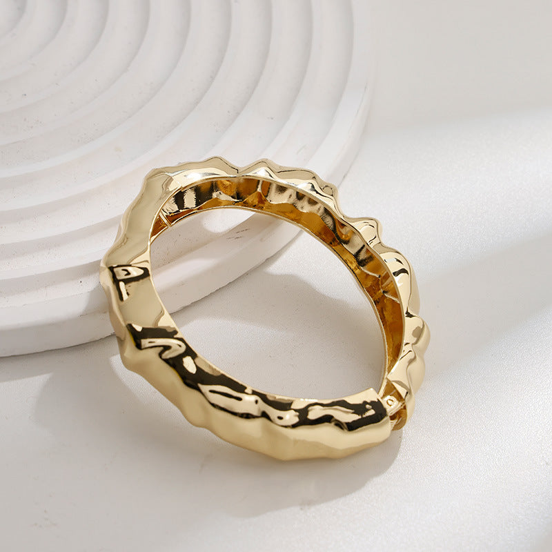 Versatile Light-luxury Punk-style Open Bangle With A Wide Design