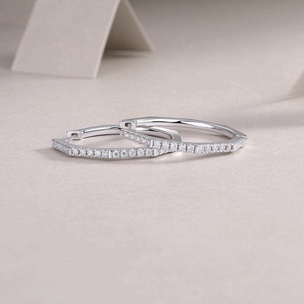 Moden Star Ring - Set With Top-quality Moissanite S925 Silver And Platinum-plated Stud Earrings, A Fashionable And Trendy Accessory That Can Be Tested With A Diamond Pen