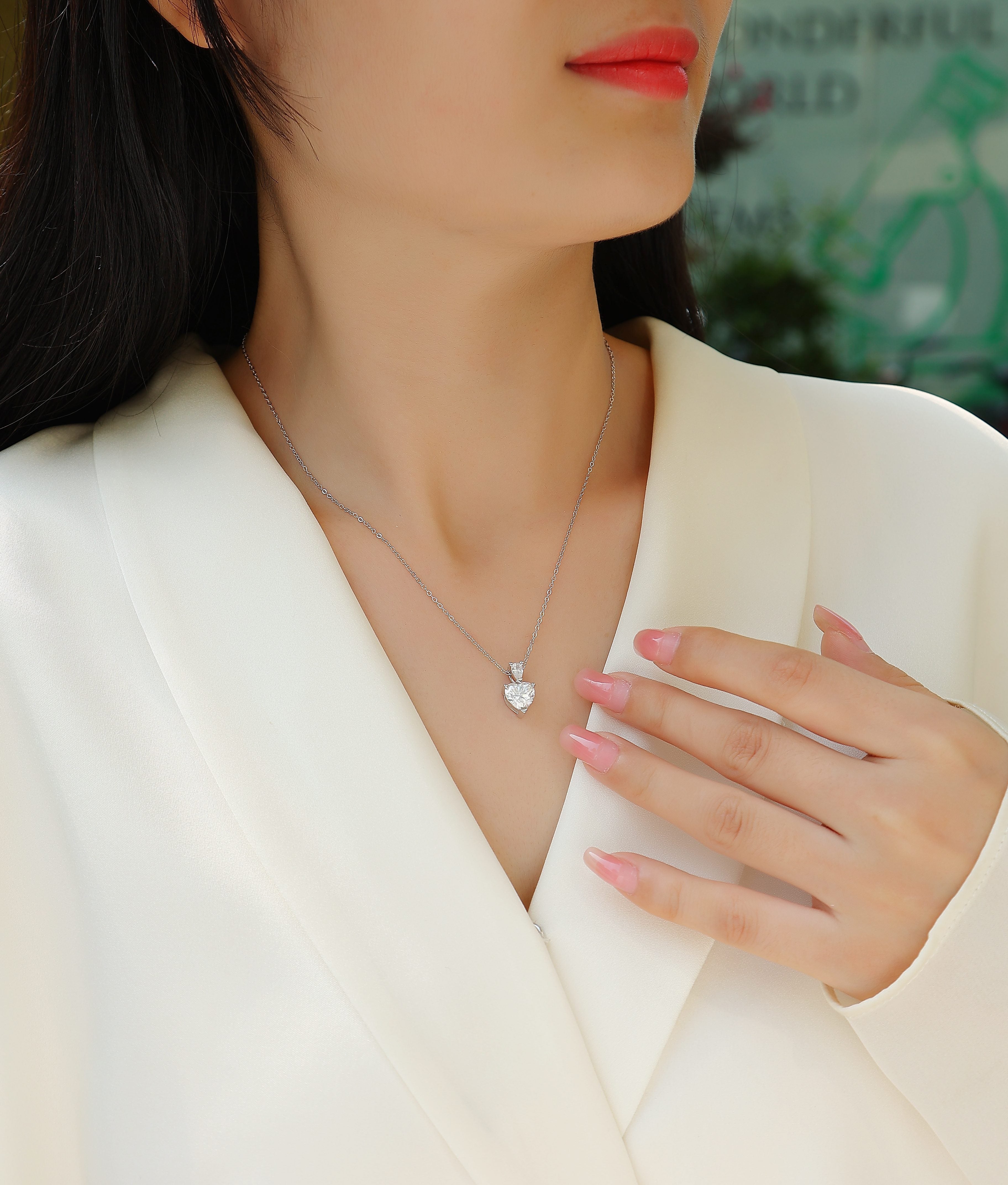 The Beloved Of The Heart - A Fashionable And Light Luxury Jewelry Pendant Necklace Set With Top-quality Moissanite, S925 Silver Plated Platinum