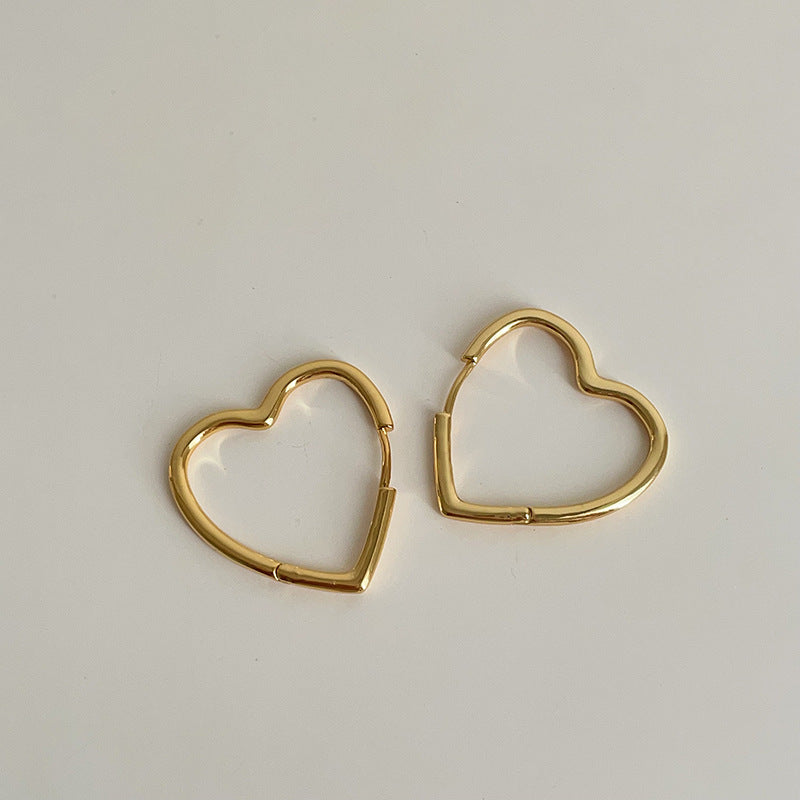 Simple, Versatile Plain Hoop Heart Earrings For Women