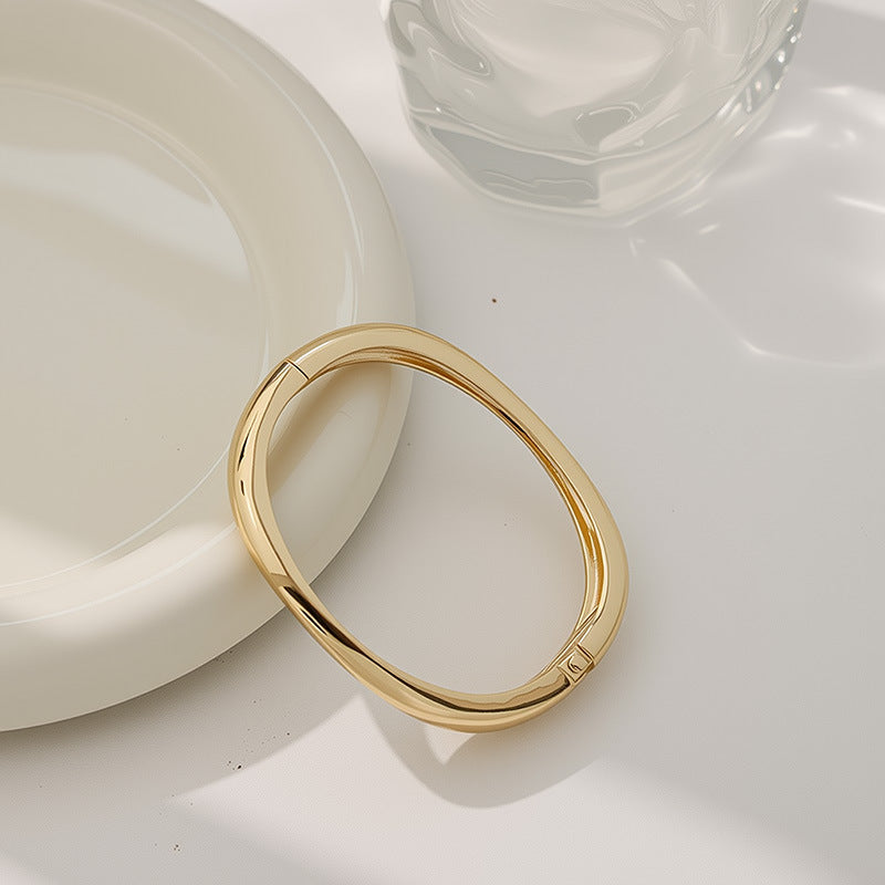 Womens Fashionable Textured Irregular-Mirror Bracelet