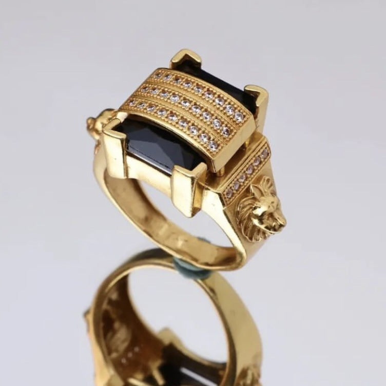 Mens Gold-plated Ring Inlaid With Black Diamonds