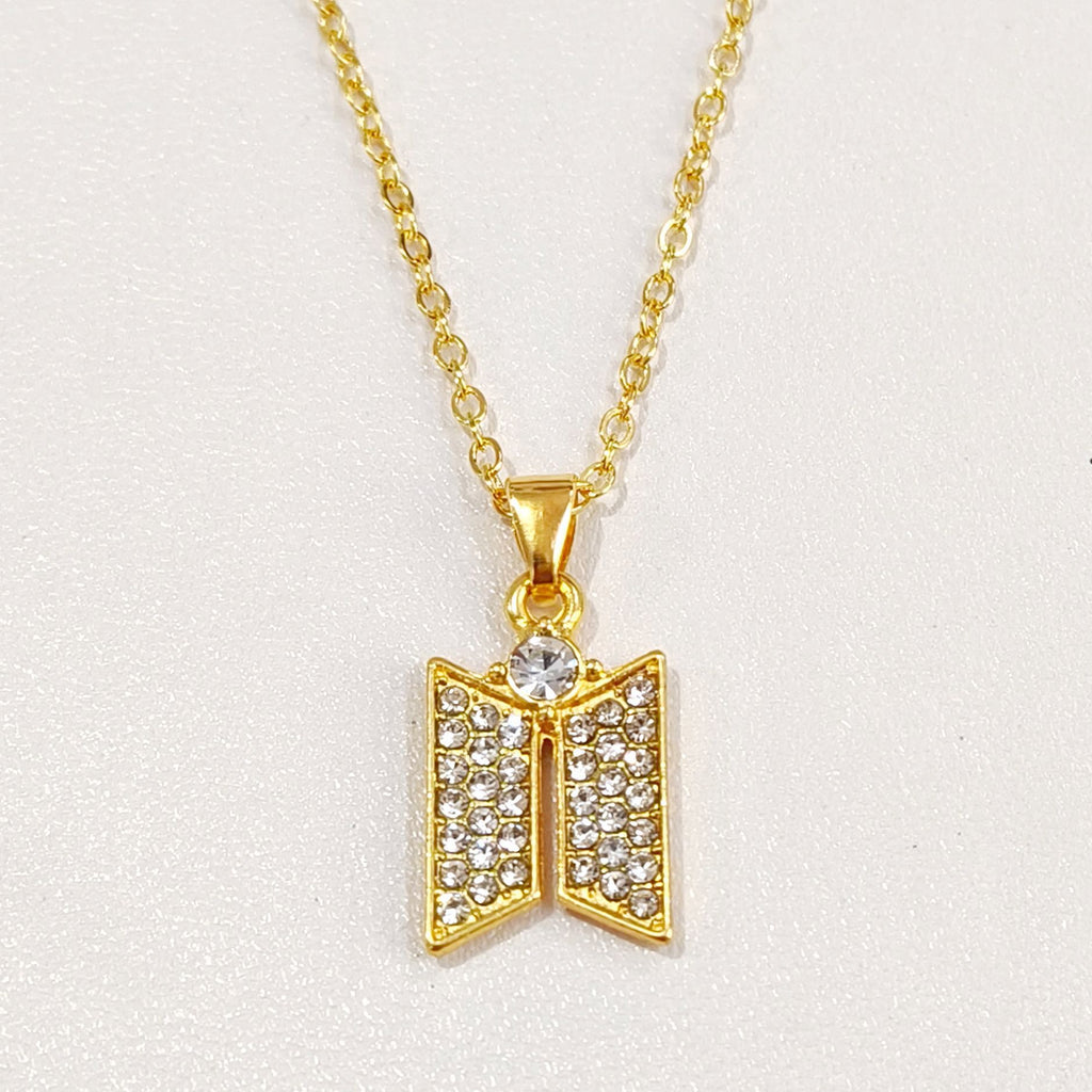Butterfly-shaped Zircon-inlaid Trendy And Personalized Necklace Pendant Accessory