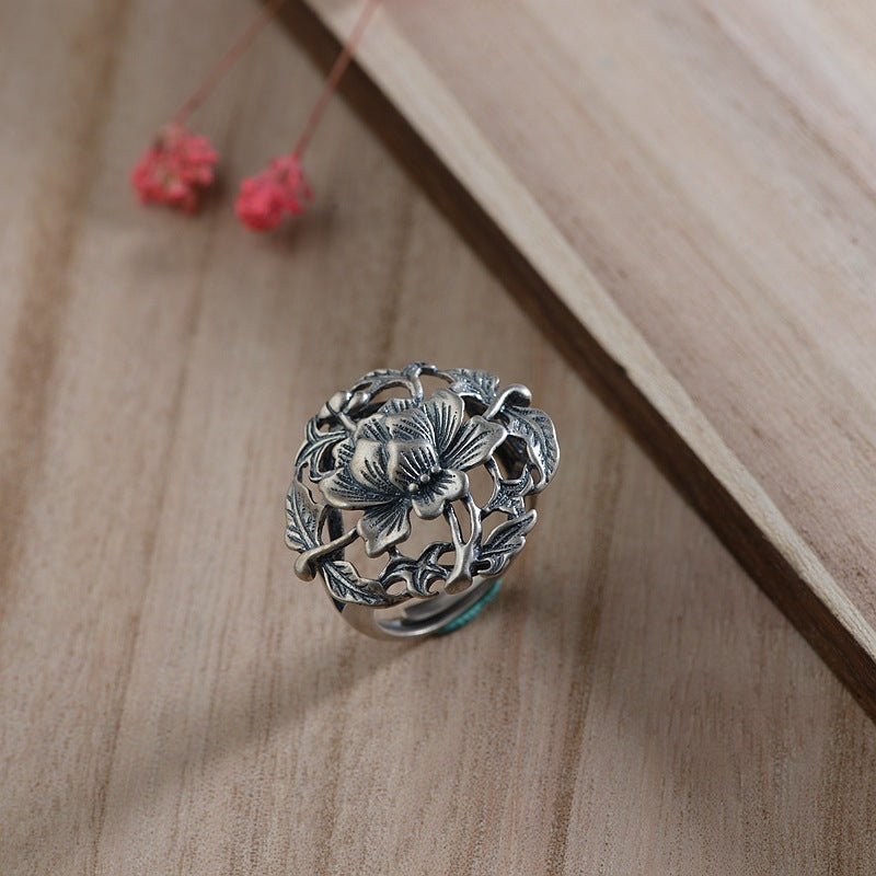 Silver Womens Ring With A Peony Design In Varying Opening Sizes