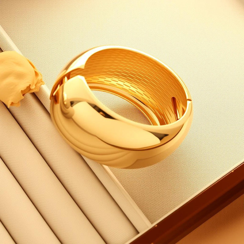 Womens Fashionable Textured Irregular-Mirror Bracelet