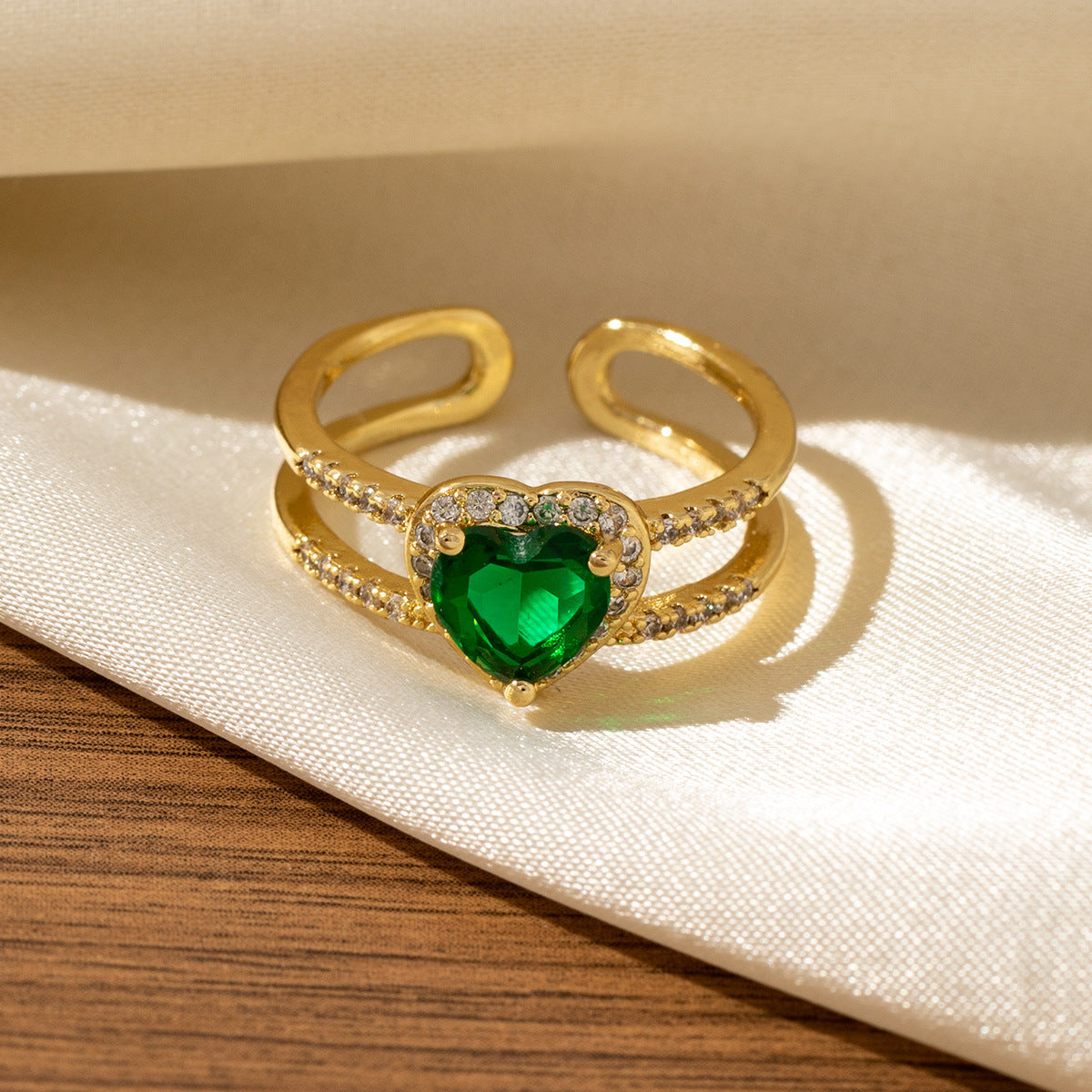 Vintage Emerald-look Diamond Ring