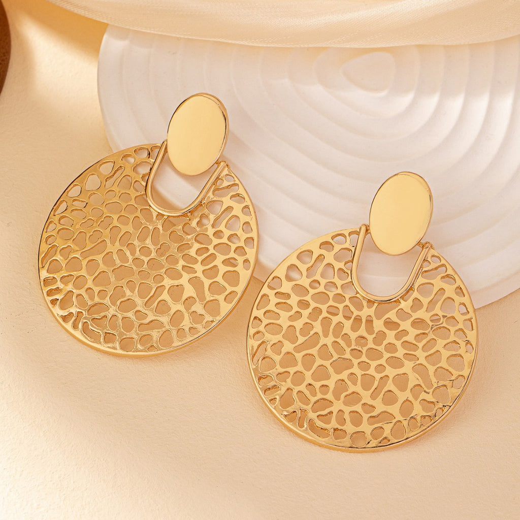 Geometric Fashion Charm Round Hollow Women's Earrings