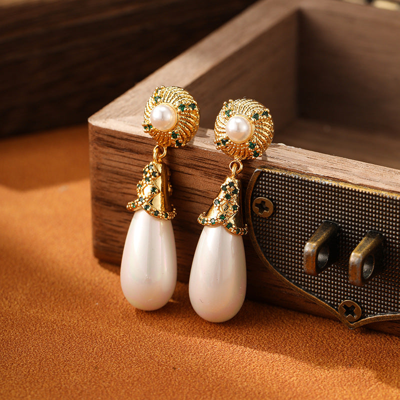 Pearl French-Style Vintage Earrings