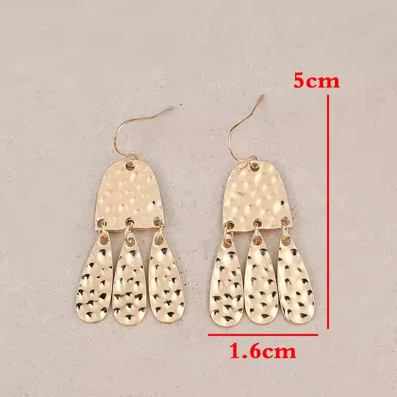 Fashionable Personalized Gold Alloy Earrings With A Handcrafted Textured Finish