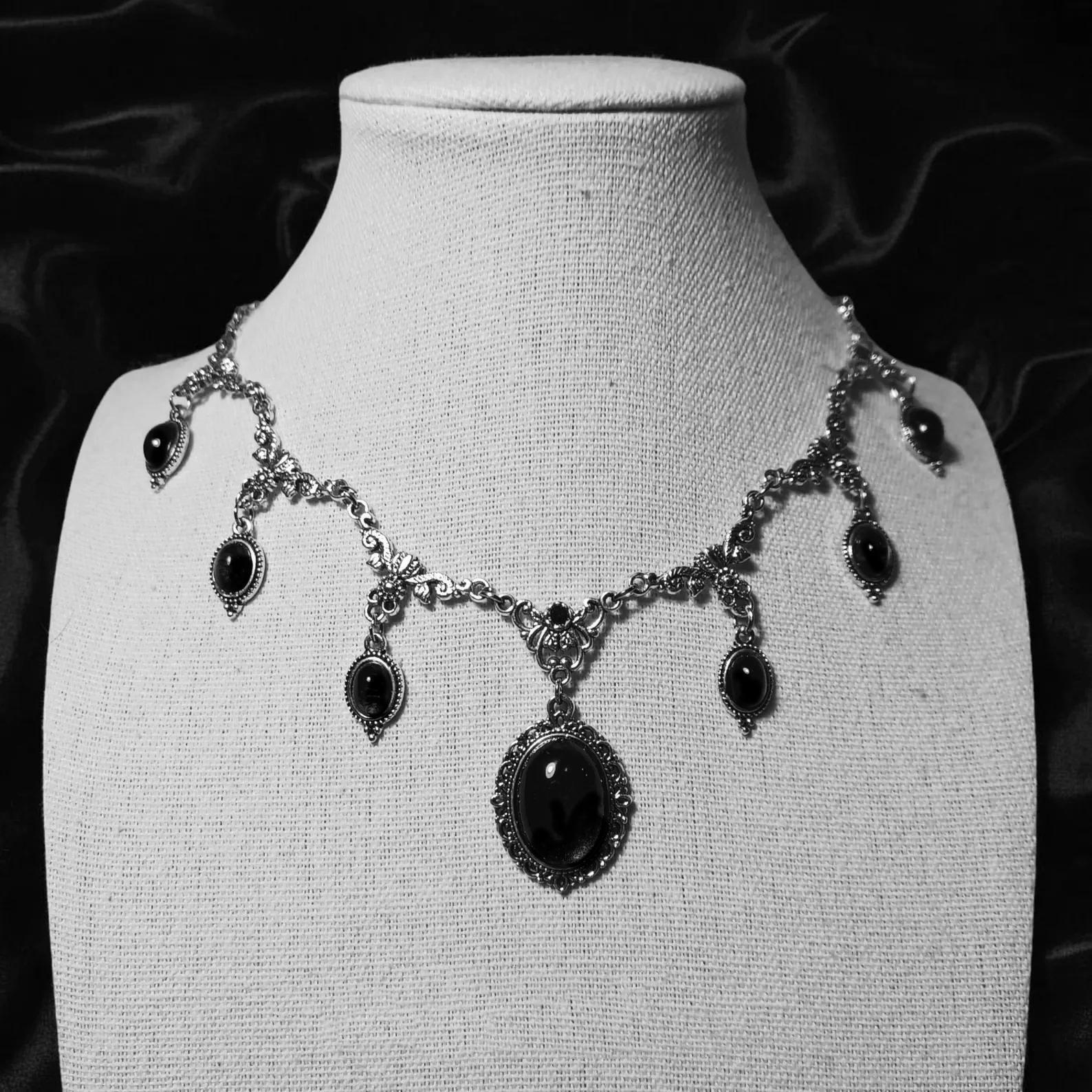 Vintage-style Red Crystal Gem In A Regal Courtly Aesthetic