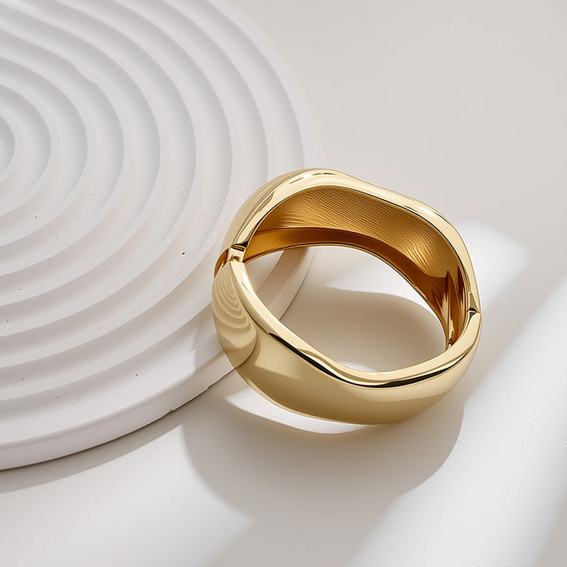 Versatile Light-luxury Punk-style Open Bangle With A Wide Design