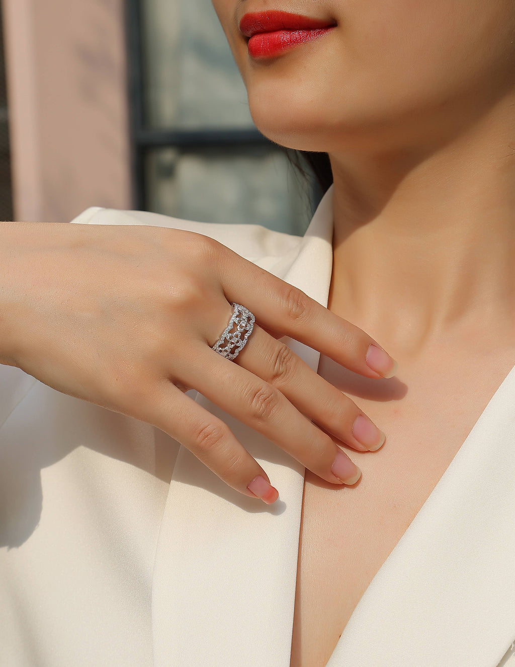 Flower Dance - A Wedding Ring Set With Top-quality Moissanite S925 Silver And Platinum-plated Diamond. The Ring Can Be Inspected With A Diamond Pen