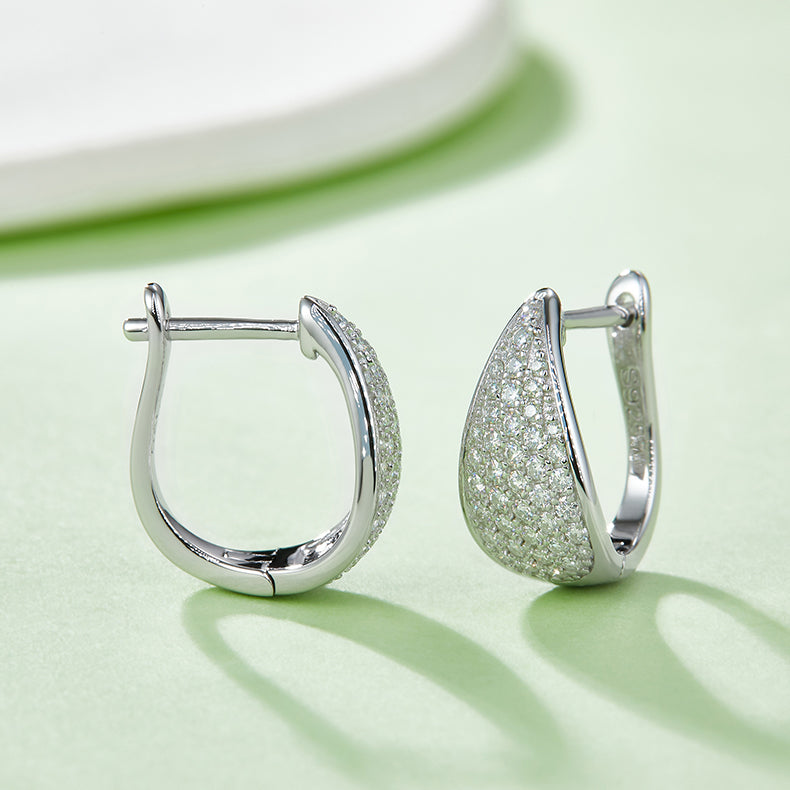 Top-quality Moissanite Luxury And Fashionable Light Luxury Jewelry Silver Stud Earrings S925 Silver Plated Platinum