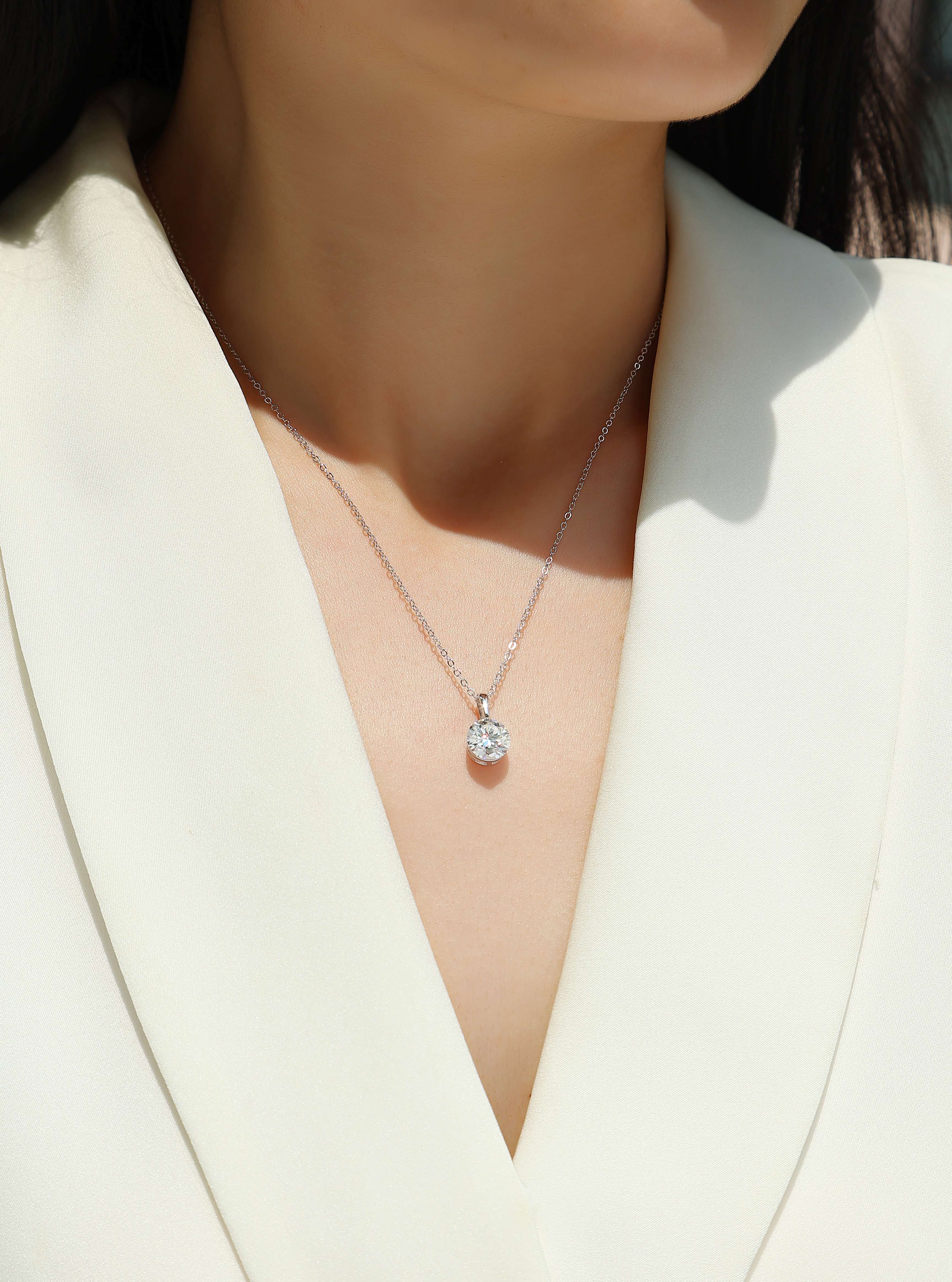 Star Necklace - A Fashionable And Light Luxury Jewelry Pendant Necklace Set With Top-quality Moissanite, S925 Silver Plated Platinum